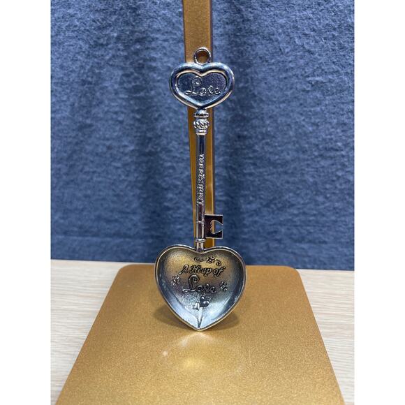 Vintage Ganz Heart Measuring Spoons Set of 4 - Picture 3 of 6